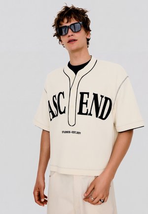 Bershka WAFFLE BASEBALL - TSHIRT - Majica kratkih rukava s printom - white