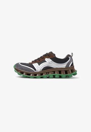 Camper, PELOTISSIMA - Sneaker low - schwarz grau