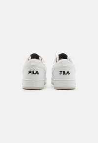 Fila REGA  - Sportcipő - white