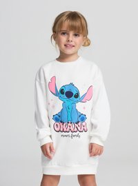 Vestito felpa bianco con un personaggio blu con orecchie rosa e la scritta "Ohana means family" in rosa sul davanti. Maniche lunghe.