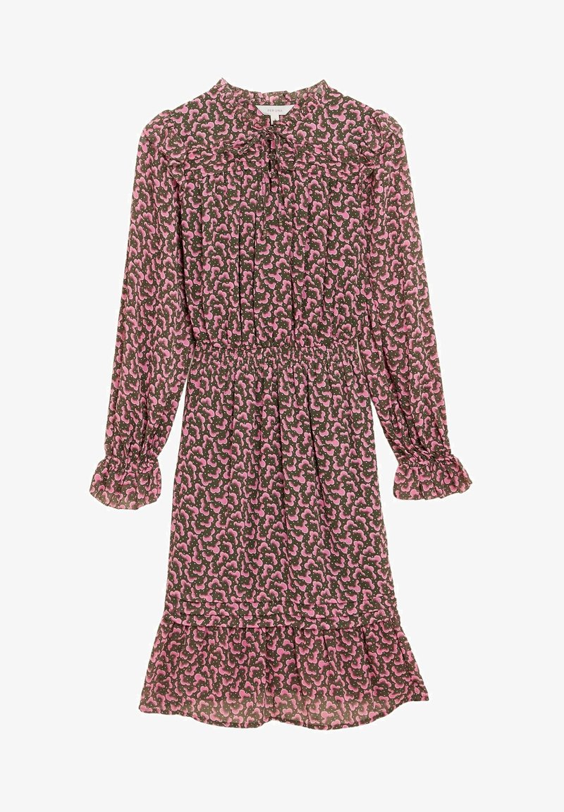 Robe à manches longues en tissu vert foncé avec un imprimé abstrait rose, dotée d'une taille froncée, de poignets à volants et d'un ourlet évasé.