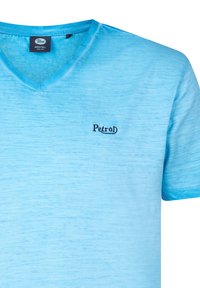 Petrol Industries BELLOWS FIELD - T-paita - electric blue