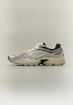 Saucony, PROGRID OMNI 9 UNISEX - Baskets basses - beige