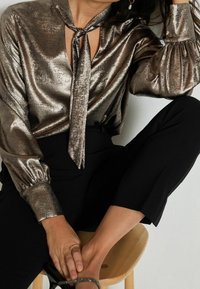 Next Blůza - metallic grey