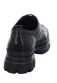 Lloyd Chaussures à lacets - black