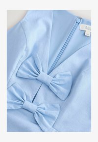 Odabrano, pastel blue