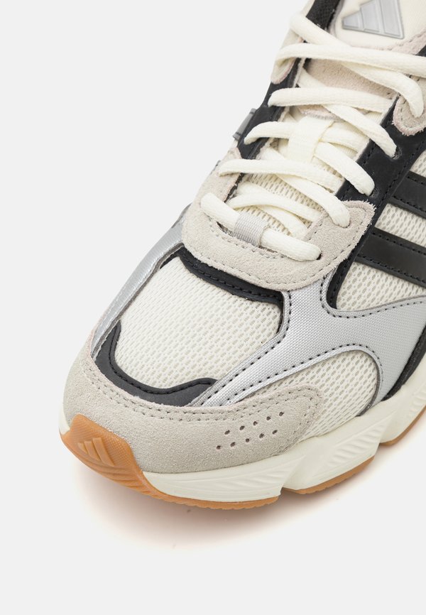 CRAZYCHAOS 2000 UNISEX – Laufschuh Straße