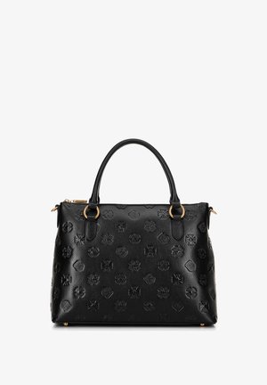 Borsa a tracolla in pelle nera con motivo monogrammato in rilievo, manici superiori doppi, dettagli in ottone dorato e chiusura con zip nella parte superiore.