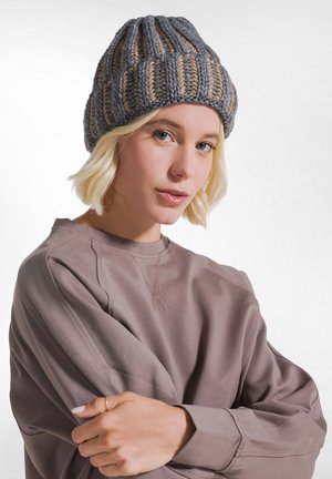 Deha, Huer - grey