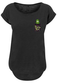 Melnā T-krekls ar noapaļotu kakla izgriezumu un sarullētām īsām piedurknēm. Uz kabatas ir zaļš "Pickle Rick" grafikas attēls ar violetiem un melniem akcentiem.