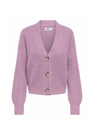 Cardigan en maille lilas avec manches bouffantes longues, col en V profond, poignets et ourlet côtelés, et trois gros boutons ronds sur le devant.
