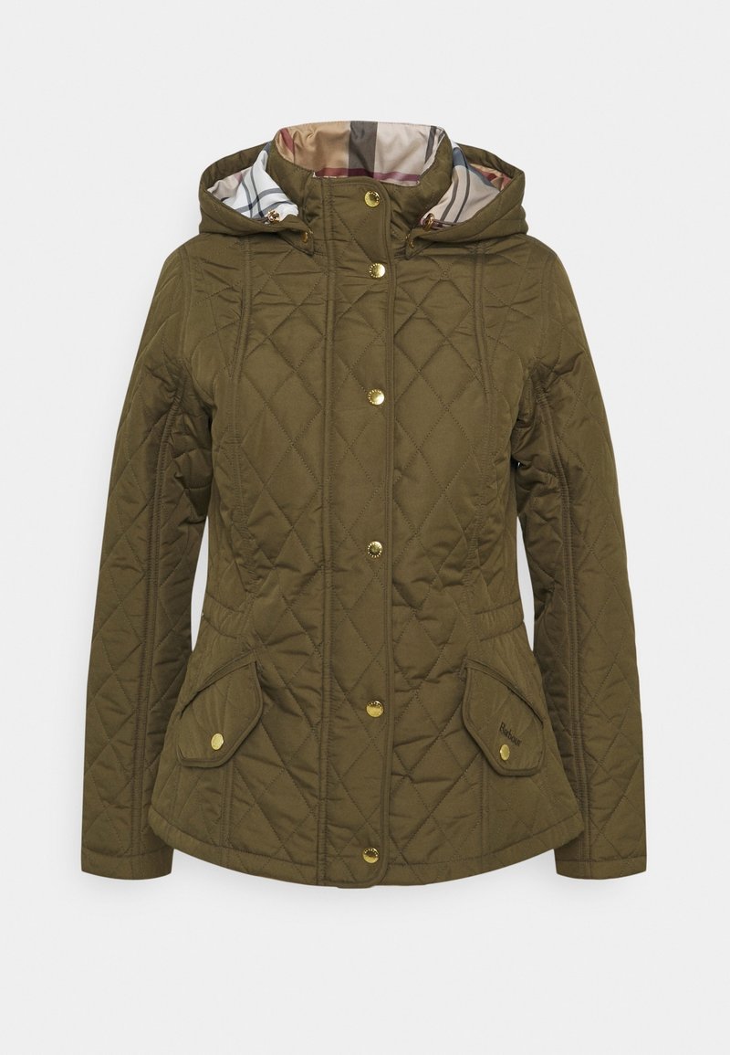 Veste matelassée vert olive avec capuche, boutons-pression dorés, deux poches avant à rabat et doublure à carreaux à l’intérieur de la capuche.