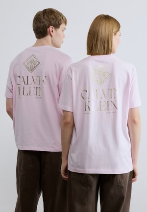 20S ROSES GRAPHIC TEE UNISEX - Μπλουζάκι με στάμπα - pearly pink