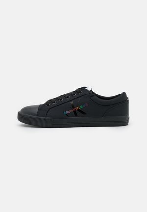 LACE UP - Trainers - black