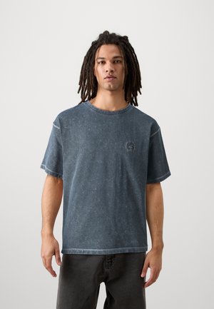 HEAVYWEIGHT UNISEX - Marškinėliai su spaudiniu - washed black