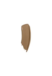 Fond de teint liquide appliqué dans une teinte marron moyen, texture lisse avec un fini brillant, mettant en valeur la convenance aux tons de peau naturelle.