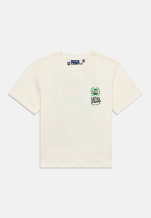 Off-white short-sleeve t-shirt with Castrol Racing logo and green laurel wreath on left chest.