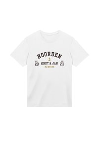Weißes T-Shirt mit kurzen Ärmeln, auf der Vorderseite mit den Aufdrucken "NOORDEN", "KNUT & JAN", "HAMBORG" und einem Anker-Graphic.