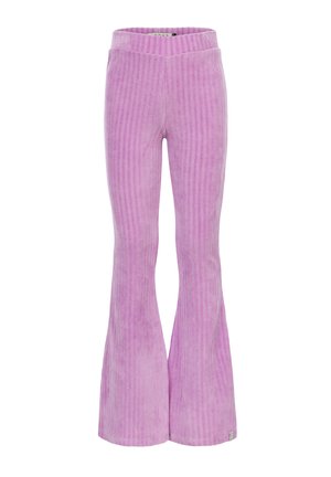 Roze corduroy broek met uitlopende pijpen, verticale ribbels, een elastische tailleband en een zachte textuur. De uitlopende zoom geeft het ontwerp extra volume.