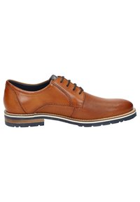 Scarpa in pelle marrone chiaro con finitura testurizzata, dotata di sei fori per i lacci, lacci neri, una suola intermedia bianca a contrasto e una suola in gomma scura.