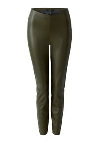 Olijfgroene faux leren broek met een gladde textuur, hoge taille en taps toelopende pasvorm, zonder zichtbare hardware of accenten.