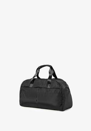 Große schwarze Nylon-Duffelbag mit zwei Griffen und vorderer Reißverschlusstasche, für Reise- oder Sportgebrauch, vor weißem Hintergrund.
