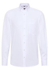 Camicia bianca a maniche lunghe con colletto button-down, taschino sul petto e una texture liscia. Presenta una chiusura frontale con bottoni classici.