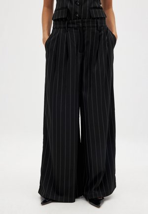 WIDE LEG HIGH WAIST LOOSE - Housut - black white stripe