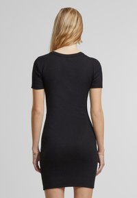 Noisy May Fodralklänning - black