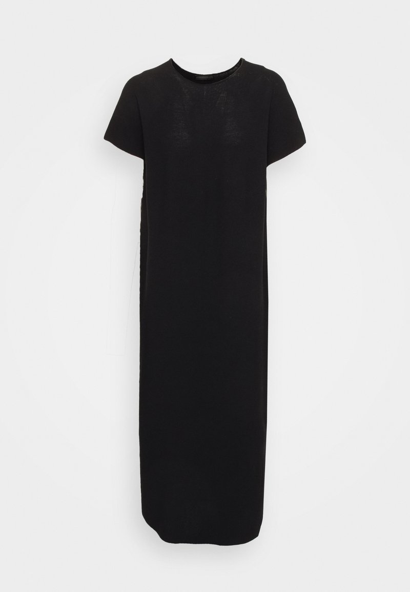 Robe noire à manches courtes en matière légère, présentant une silhouette droite et un col rond, avec une coupe mi-longue.