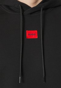 HUGO DRESLEY - Paprasti marškinėliai - black