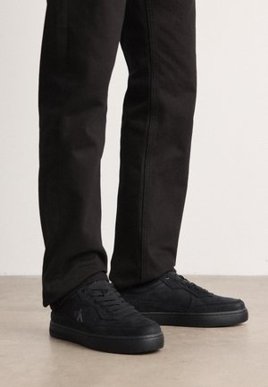 CLASSIC CUPSOLE WAVE - Sneaker low - triple black