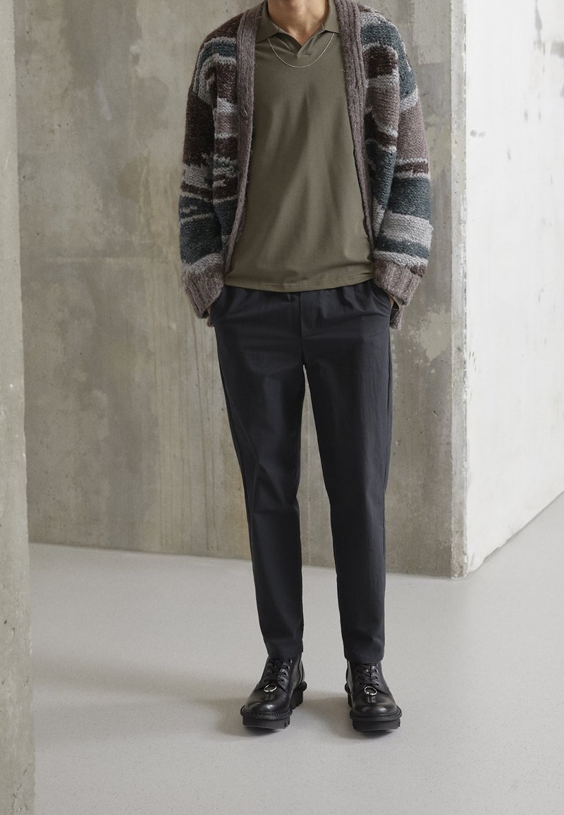 Filippa K - Polo - olive, Agrandir