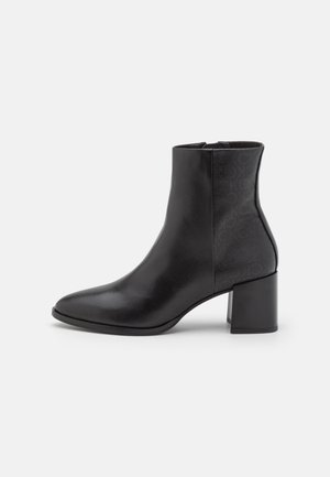 ALMOND  - Classic ankle boots - black