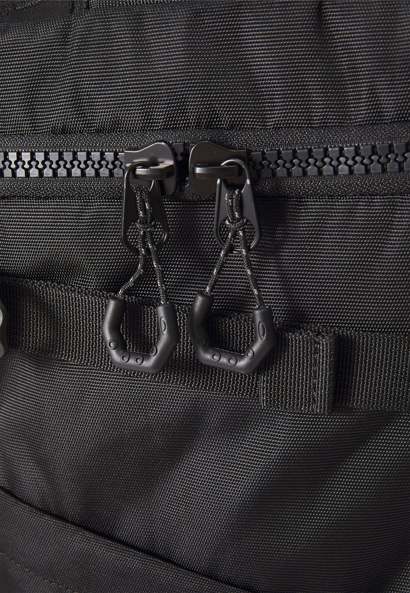 Oakley ENHANCE HYBRID BACKPACK L UNISEX - Rugzak - black