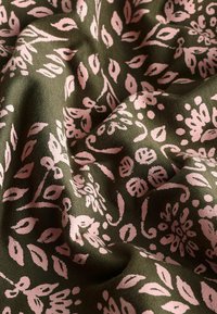 Next STANDARD - Pyžamová sada - khaki green pink woodblock
