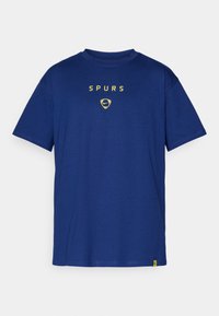 Mørkeblå bomulds t-shirt med rund hals, korte ærmer, der har teksten "SPURS" og et Nike-logo i gul i midten.