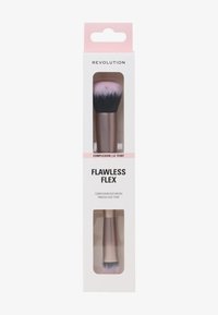 Duo pędzel Flawless Flex do makijażu o okrągłej główce, miękkich syntetycznych włosach w kolorze czarnym i różowym oraz metalowym uchwycie w kolorze różowego złota, zapakowany w przezroczyste opakowanie.
