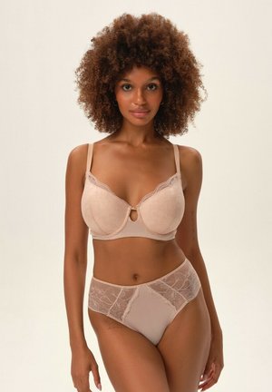 ESOTIQ TALISMAN - Briefs - Sand