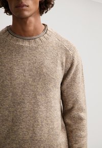 Dstrezzed PER CREWNECK - - Trui - coffee