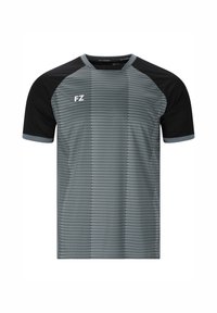 Grå sporttröja med svarta raglanärmar, med ett prickigt mönster, rund hals och en liten vit logotyp på bröstet.