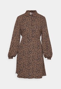 Blommig klänning av lättviktsmaterial. Svart bakgrund med små persikofärgade blommor. Långa puffärmar och en klassisk krage.