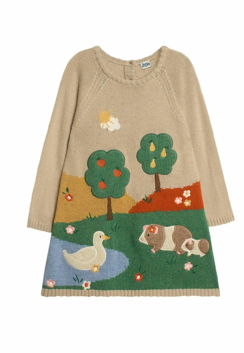Abito lavorato a maglia beige con grafiche colorate ricamate di un sole, alberi, un'anatra e due porcellini d'India su uno sfondo paesaggistico.