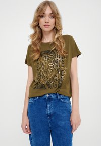 Greenpoint - T-shirt z nadrukiem