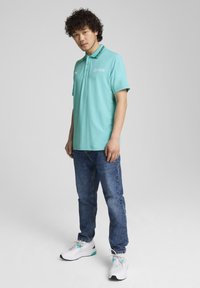 Puma MERCEDES-AMG PETRONAS F1 CLOUDSPUN - Poloshirts - sheen green