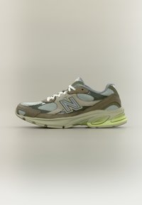 Nevybráno, covert green/dry lime/lone star grey