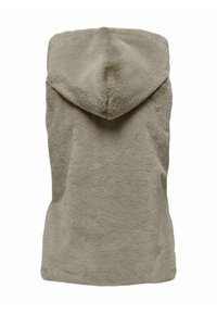 Veste sans manches à capuche en fausse fourrure douce de couleur marron clair, vue de dos avec une coupe ample et décontractée, sans fermetures visibles.