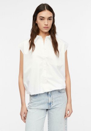 comma, BLUSE - Button-down blouse - weiß