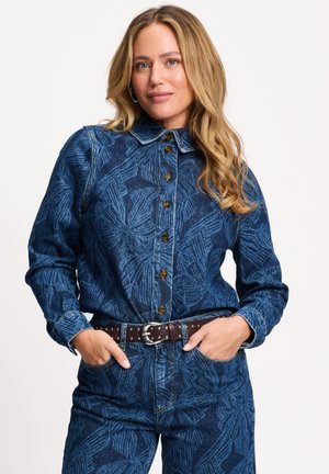 POM Amsterdam, BLOUSE - YARA BOWS MID BLUE - Overhemdblouse - blue