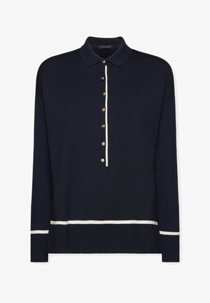 Marineblauwe polotrui met lange mouwen en een witte gestreepte zoom, voorzien van een knoopsluiting met gouden knopen en een klassiek kraagontwerp.